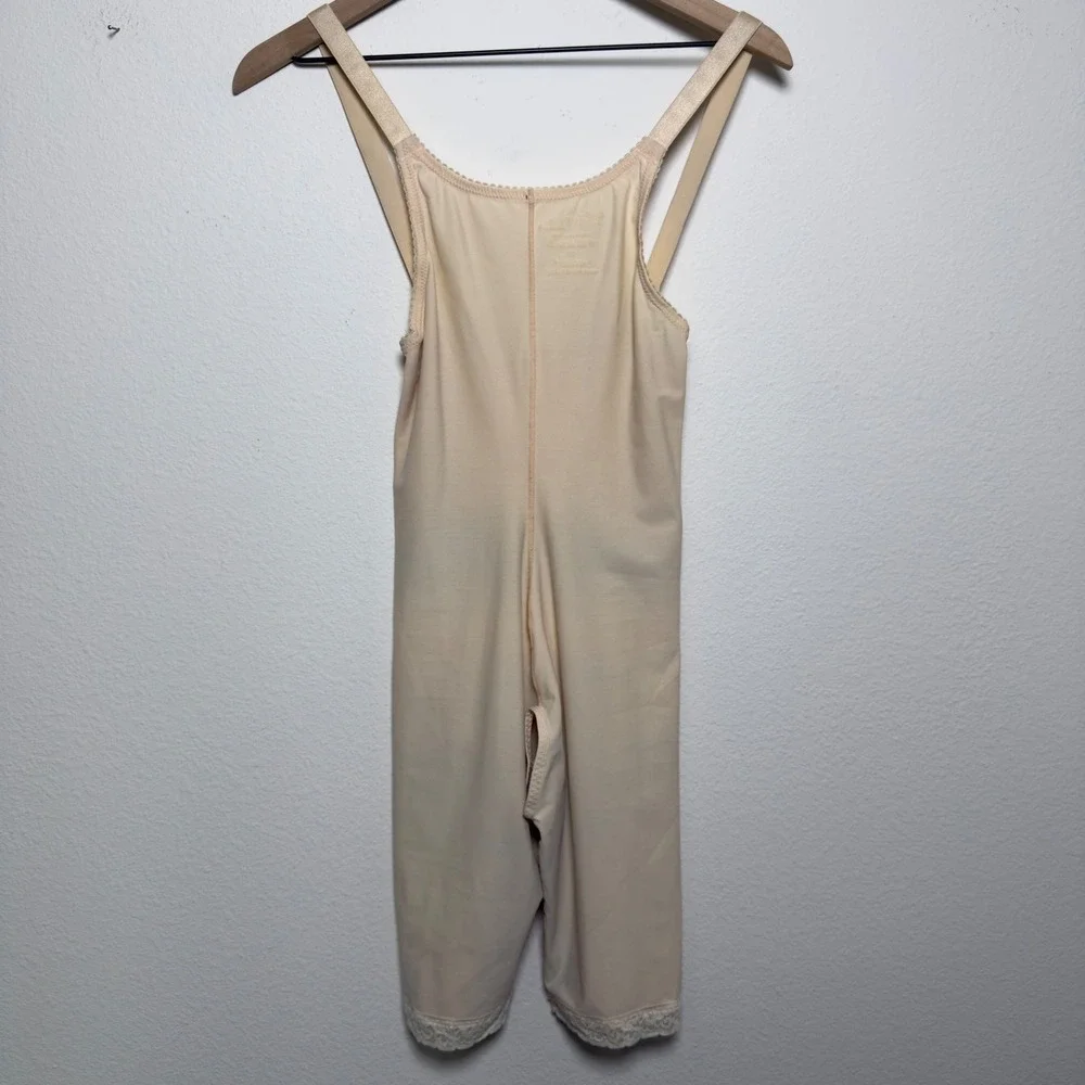 Isavela Women Shapewear XS Beige Post-Surgical Compression Faja Lace Trim